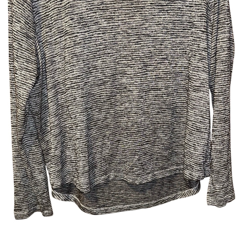 Athleta Gray Space-Dye Long Sleeve Open Back Workout Top Size XL - Picture 4 of 10